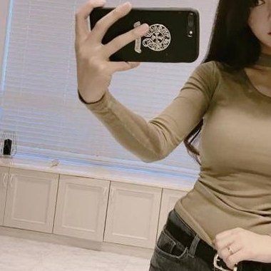 Iq2an0x0CPKNf6p's profile picture. くちゅん