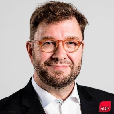 Kansanedustaja, valtuutettu (sd). MP. Liikenne-ja viestintäministeri/ työministeri 2019-23. Koripallomies. Isä. Author: Data capitalism in a world of crises.