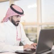 شاهد عيوبك في عيون الآخرين، وحاول إصلاحها 👀
مهتم في #الاقتصاد العالمي والمحلي.