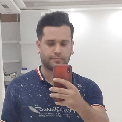 s_hamedhosseini's profile picture. ‏توسعه دهنده اندروید و معلم دبیرستان.