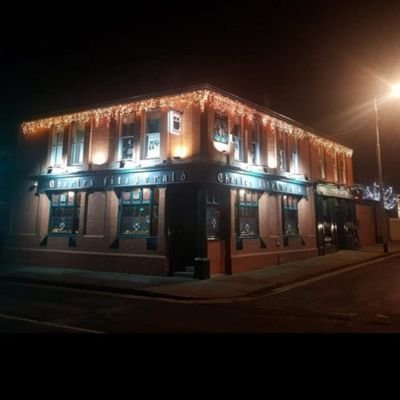 Traditional style #pub with a huge range of #craftbeers, #wines & spirits located in #sandycove. Est. 1861 and run by the Fitzgerald Family since 1960