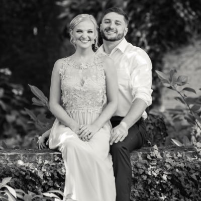 b_raddisrad's profile picture. https://t.co/9yUpDh2ZCn