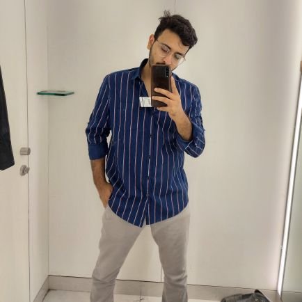 Aspiring Scientist and Cancer Biologist, An Avid Reader, Hedonist, Sports Enthusiast, Potterhead and A New Beaming Interest in Mythology