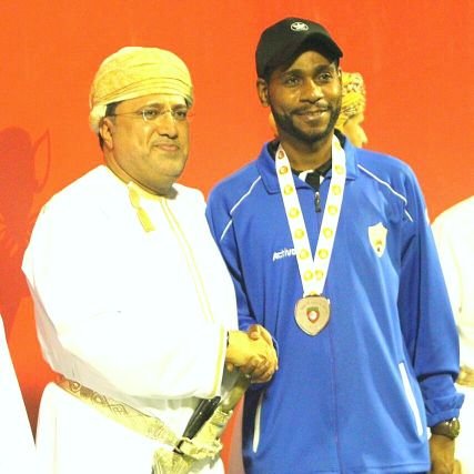 ‏لاعب كرة قدم سابقا ومدرب حاليا