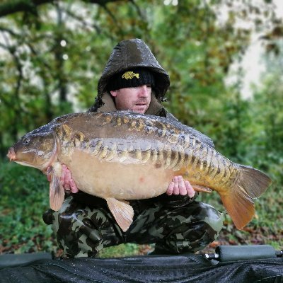 I am a british carp fanatic who travels around the UK to show you some of the stunning lakes we have here,
along the way i will show you what tactics and tips.
