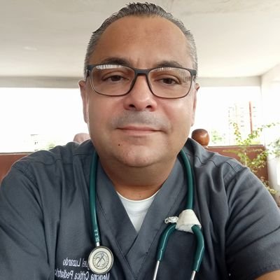 Médico Pediatra Intensivista LUZ - UCV
Profesor de Fisiología Humana y Clínica Pediátrica. facultad de Medicina. LUZ