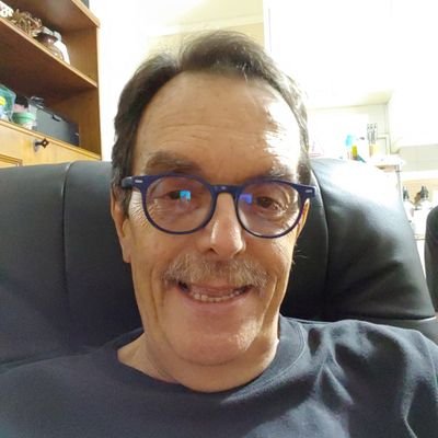En defensa de la Constitución, la República y la Democracia liberal. 💛
Hombre, pueblo, Nación, Estado, todo está en los bancos de la escuela. 🇦🇷🇺🇦🇮🇱