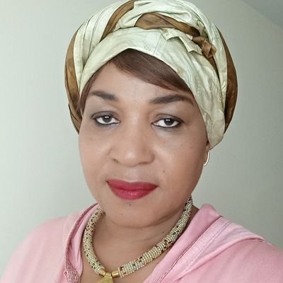 Épouse, Mère, membre AWLN & FemWise-Africa/UA, Présidente Réseau Leadership Femmes Centrafrique, Coordonnatrice Femmes leaders pour la paix en Centrafrique.