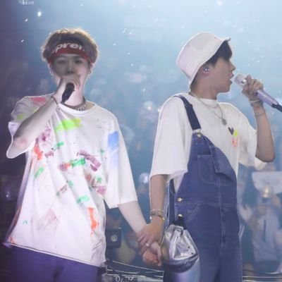 __Yoonya__'s profile picture. BTS only~ 💜💜
92' liner with Jin ! 🥰
Baguette Army 🤭

I make photoshoots in blender (3d art) - Sometimes NSFW 🔞

fan account.. ofc...🙄