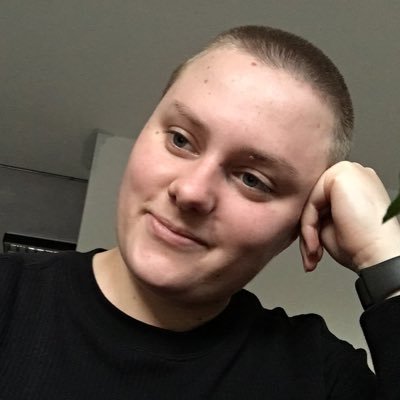 LuciaJoFM's profile picture. she/her