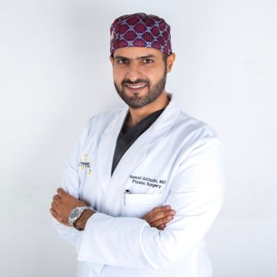 استشاري جراحة التجميل والترميم - البورد السعودي في جراحة التجميل وزمالة جامعة تورنتو _كندا .