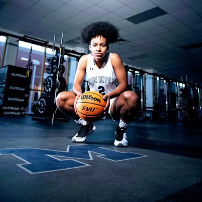 Chloé Sterling Profile