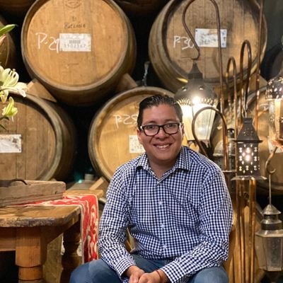 OrtizElpichichi's profile picture. socialdemócrata, rojinegro , Zapopano CEO santas camisetas.