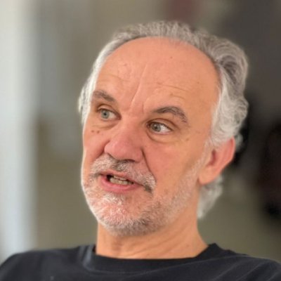 Investor & Founder (Weblogs SL, @xataka, @motorpasion...) - I left twitter. You can find me on bluesky as @julioalonso.com