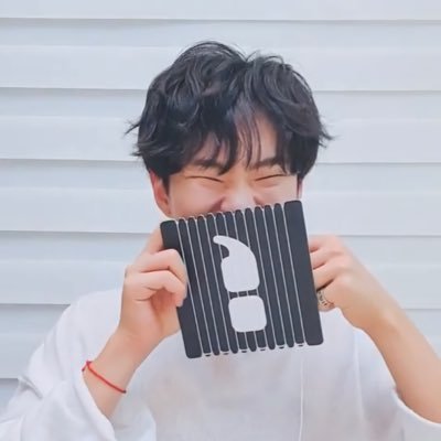 取り引き垢 取引経験200↑ジョシュア・ホシ・ウジ・ミンギュ・ドギョム・スングァンを基本的に求めてます 。交換していただいた物を交換に出す場合があります