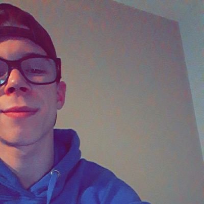 Snap: misherm20
Insta: shermimahieu
J'suis vegeta avec un corps de lâche 🌪🤘