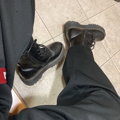 hAqujvb7ZnoiwPC's profile picture. 21です