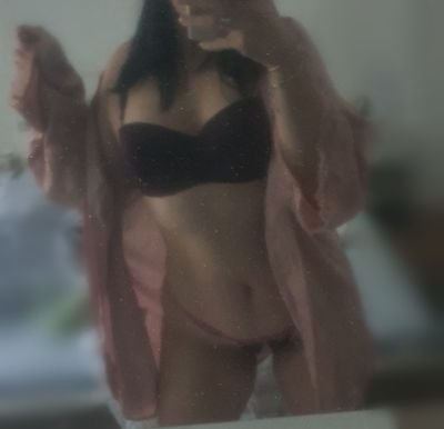 https://t.co/7nD9IAPyMp my naked pics x