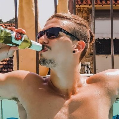 Carioca, Botafoguense, 25 anos (mentalidade de 10)
Insta: https://t.co/Q2w95NGG4O yt: https://t.co/hWmzIeXyAf…
Contato Profissional: lerbakleo@gmail.com