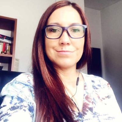 AlejandraPatio8's profile picture. Contadora, profesora y soñadora.