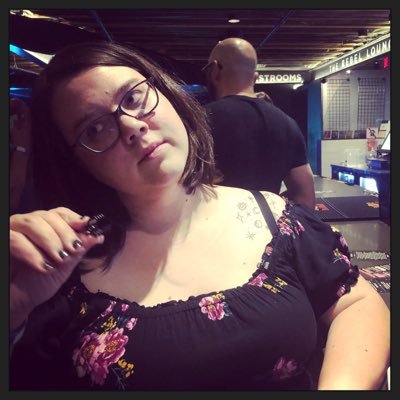 #Writer + Podcaster living in desert. Loves music, mysticism, moxie, #scifi, #noir. Hates Nutella. Debut novel 1/15/21 (She/Her) #resist #BLM