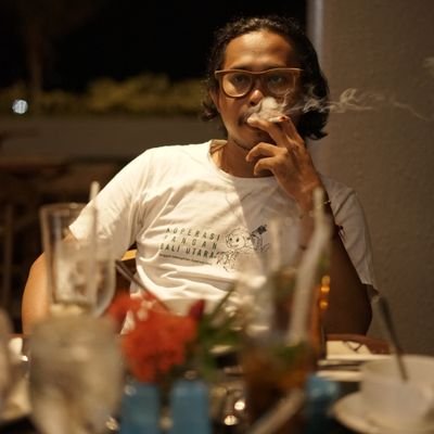 cotecx_narayana's profile picture. | Jurnalis | 
| Programmer Film |
| Sekretaris Kopabara |

narayana.cotecx@gmail.com