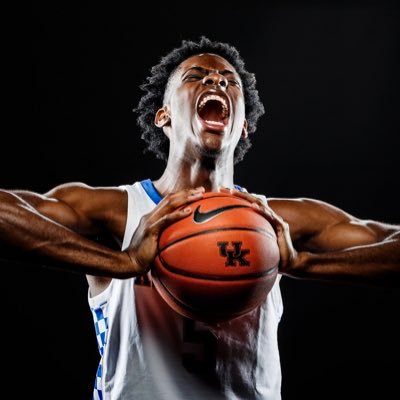 Official twitter account for the UK Athletics Photo Department feat. photographers Chet White, Elliott Hess, Eddie Justice, and Grace Bradley.