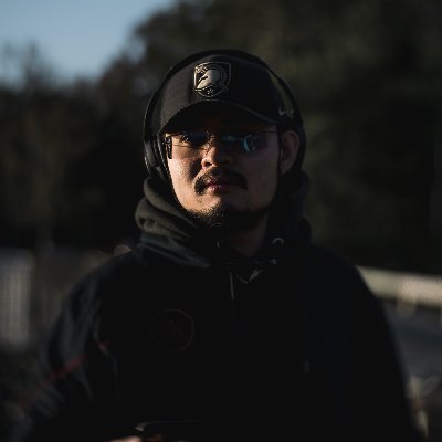 Web developer by day, gamer & photographer by night Twitch: https://t.co/d3TkjqFEQP