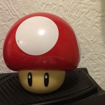 ItsArch1's profile picture. I’m a gamer with a cringe YouTube channel. Don’t check it out.