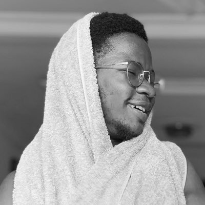 || Na wose ly b3n? || Artiste, Songwriter || Jeremiah 33:3 || Greatness || CFC💙|| Follow my✌🏽account @kofiboatengp