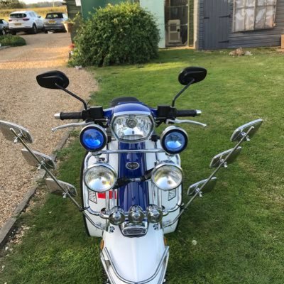 Overweight 60 something with a great sense of humor. Massive fan of all things Chelsea FC. Scooter owner & a MOD