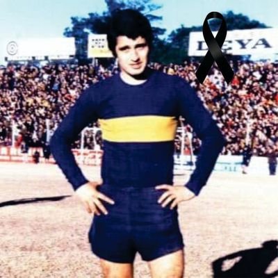 Nací en Sarandi, mi amor por el fútbol me llevo  al club de que me dio todo... Boca...