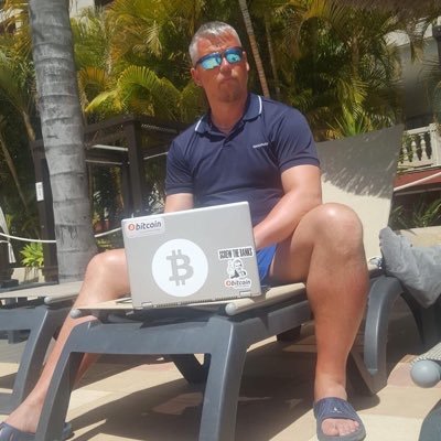 💰bitcoin miner expert ⚖ life is risk vs reward 📱 amazon automation 🌍 world traveler 20+ countries 💢 broke to 10+ million by 30 years old