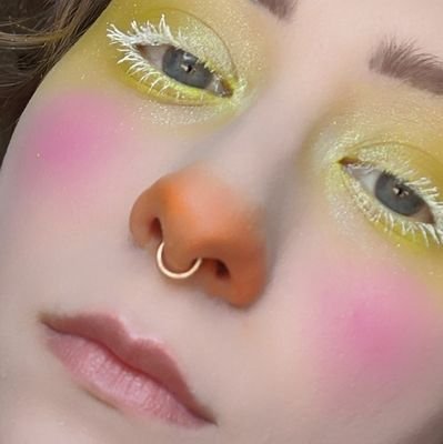 unhinged_grub's profile picture. pro harm reduction & global insect takeover