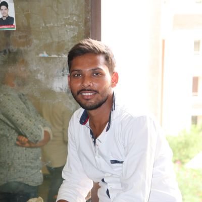 Abhishe72734660's profile picture. यूनिवर्सिटी