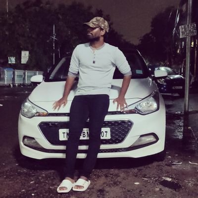 ThennarasanM's profile picture. Psychologist|Engineer|Dreamer|Reader|(un)touchable.