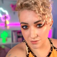 Leesha (@xsparkage) 's Twitter Profile Photo