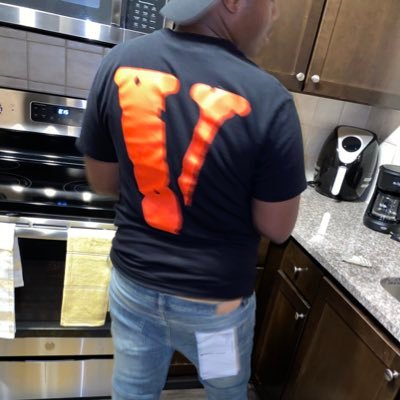 AintYou_MARI2x's profile picture. If We Aint Talking Bout No Money U Can Hang Up 🤝