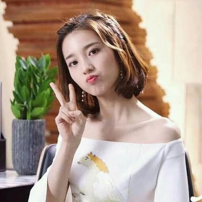 SMarethania's profile picture. ✨