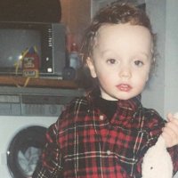 Chaya (@chayabomb) 's Twitter Profile