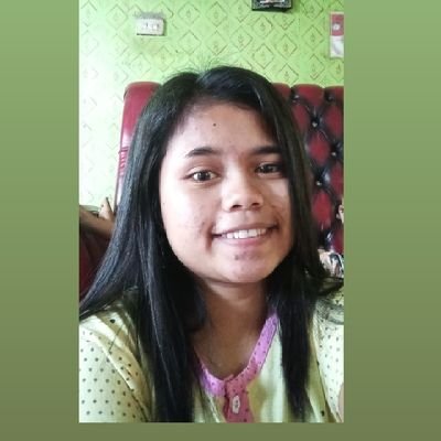 PaskaRenni's profile picture. putri tunggal