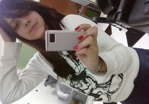 '
Impossivel attravessar a vida, sem que uma amizade cause decepção,  sem que um amor nos abandone
‹ Esse é o custto de viver ›