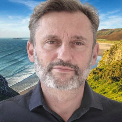 Spécialiste digital, j'accompagne les entreprises dans la transformation numérique