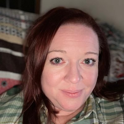 Eighth grade SPED/Language Arts teacher, love learning, books, hiking, camping, kayaking, and more! She/Her