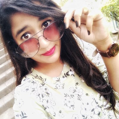 Sonali46252809's profile picture. Twitter says describe yourself..what makes you special? and my first thought which came in my mind is Life😇