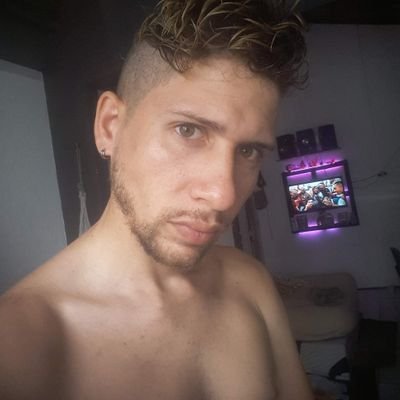 Animado,doido,brincalhão já diz tudo sobre min kkkk.. #Tauriano #25 #LGBT
#Pan