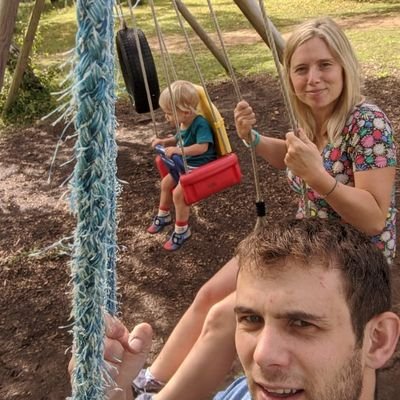 Experimental Officer, Psychology. Associate of the CREATE Lab (https://t.co/ZHeolcDgBC). Bath Uni, Tech, Edu, Enviro and Psych interests. Tea drinker.