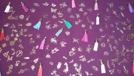 Nuttynana71's profile picture. I like to make homemade jewellery, keyrings and niknaks to keep busy. Love to make that tiny bit of difference by being a tiny bit different #freedom 💜