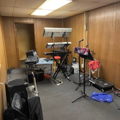 Multi instrumentalist (backstory,started in 4th grade playing the https://t.co/W8ddwEXCt2 Jr.high as switched to baritone horn, high school baritone player and more