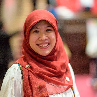 An aspiring Social Entrepreneur | A language Enthusiast | Una Exploradora | A proud mum